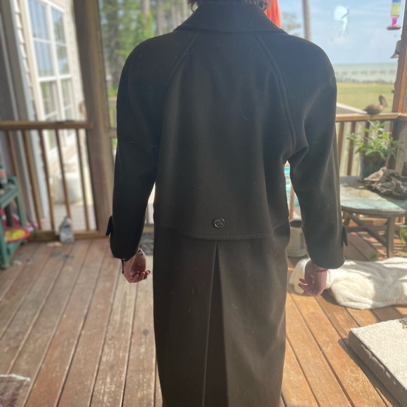 Paul Levy 100% Wool brown unisex trench coat. - Picture 4 of 11